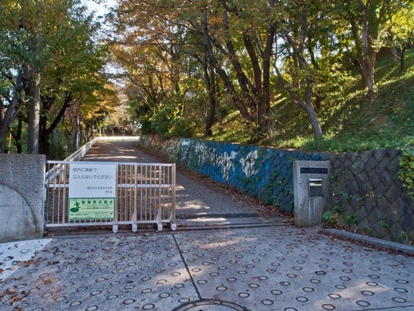 横浜市中区仲尾台の中古一戸建て(横浜市立仲尾台中学校)