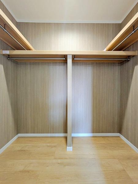 旭区新築戸建カースペ2台WICパントリー南BL