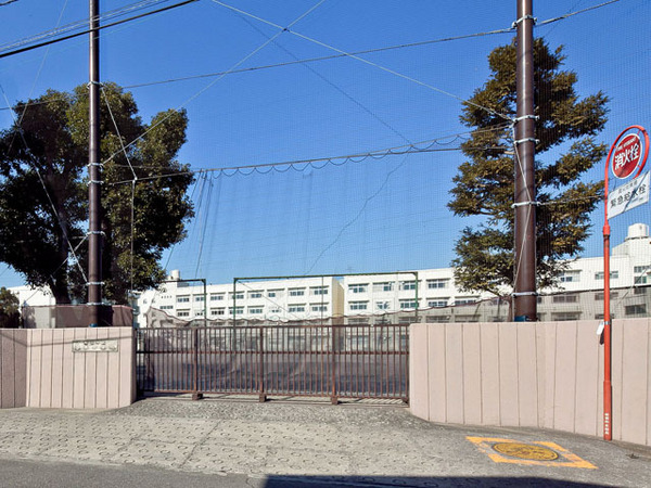 【1号棟】青葉区新築戸建南道路カースペ3台和室(横浜市立谷本中学校)