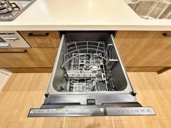 【2号棟】磯子区新築戸建2台駐車可LDK20帖WIC