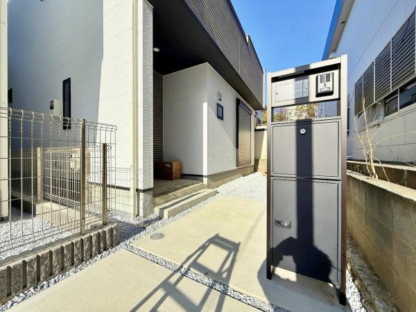 【2号棟】磯子区新築戸建2台駐車可LDK20帖WIC