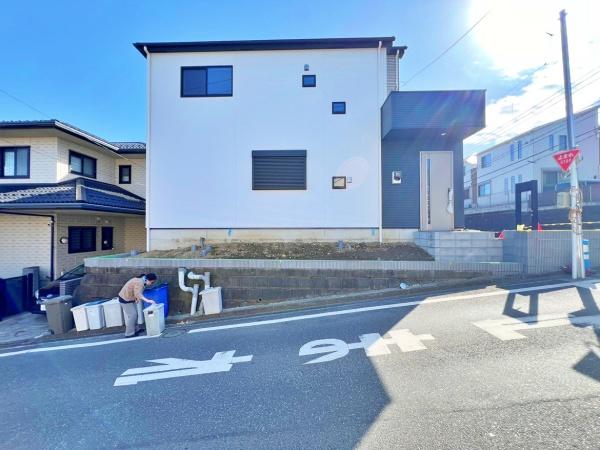 【1号棟】戸塚区新築戸建3台駐車可WICSIC日当◎
