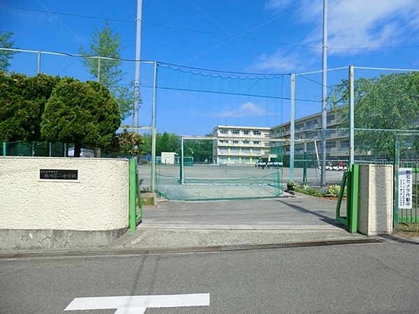 【1号棟】町田市新築戸建日当◎角地2台駐車可(町田市立鶴川第二中学校)