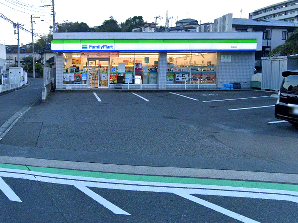 横浜市戸塚区柏尾町の中古一戸建て(ファミリーマート舞岡町店)