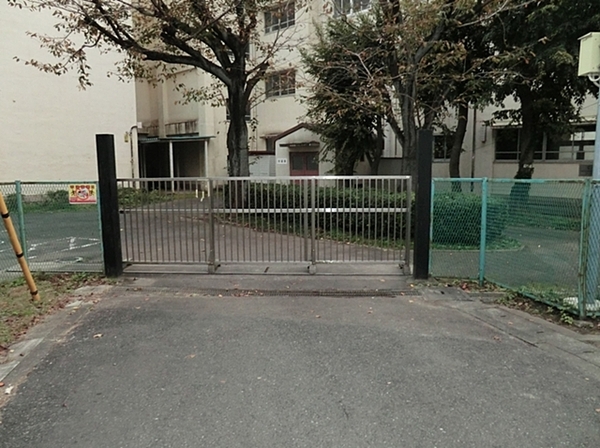 横浜市戸塚区柏尾町の中古一戸建て(横浜市立柏尾小学校)