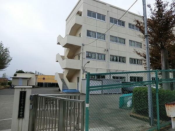 【1号棟】栄区新築戸建3台駐車可WIC床暖房(横浜市立小菅ケ谷小学校)