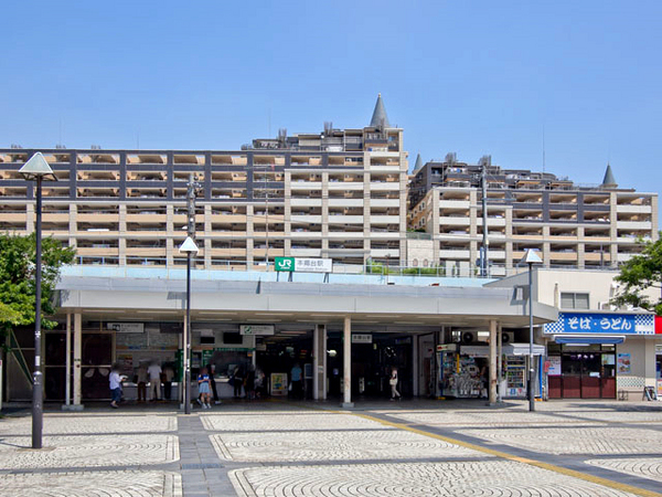 【1号棟】栄区新築戸建3台駐車可WIC床暖房(JR根岸線「本郷台」駅)