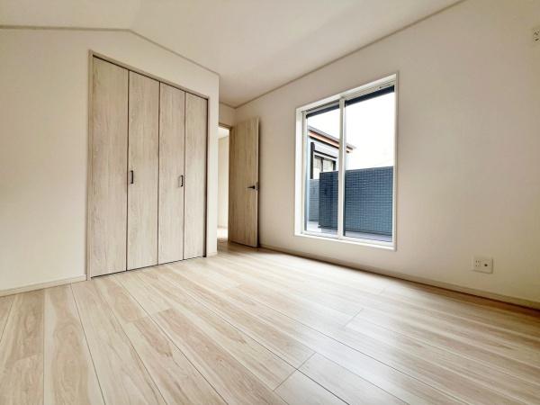 旭区新築戸建　対面キッチン　南面バルコニー