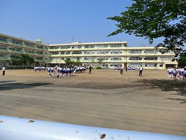 町田市鶴間6丁目の中古一戸建て(町田市立つくし野中学校)