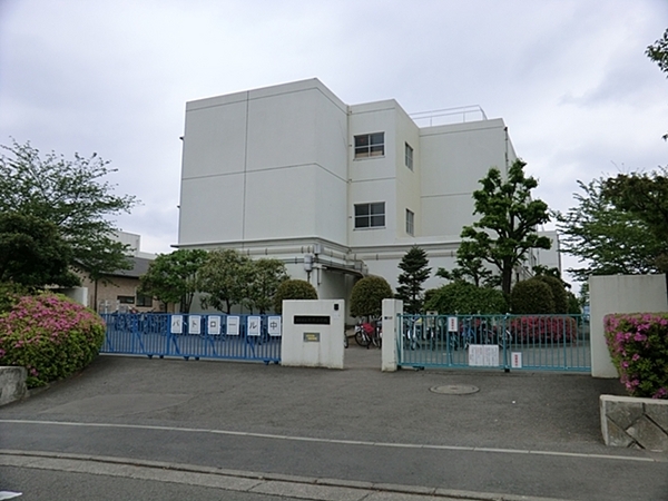 【1号棟】川崎市新築戸建2路線利用可ビルトイン車庫(川崎市立片平小学校)