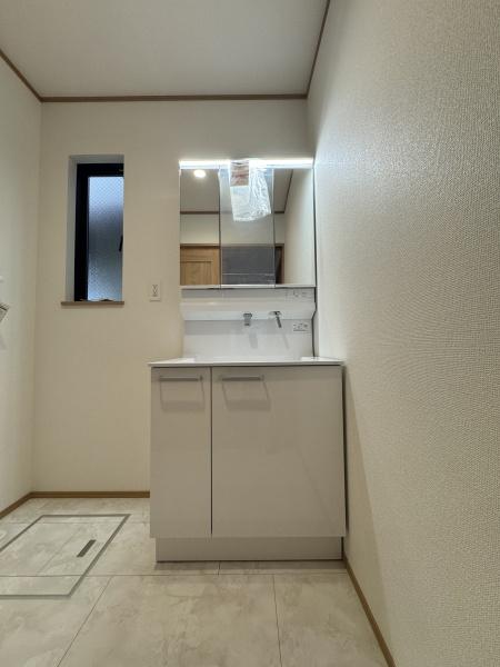 【1号棟】鶴見区新築戸建2台駐車可LDK18帖