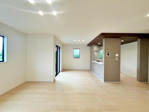 【1号棟】都筑区新築戸建2台駐車可SICパントリー