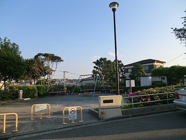 【3号棟】港南区新築戸建パントリーロフト(芹が谷第七公園)