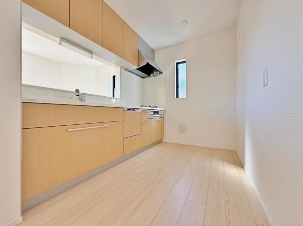 【1号棟】港南区新築戸建ビルトイン車庫角地