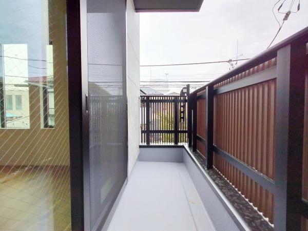 【1号棟】鎌倉市新築戸建ビルトイン車庫LDK18帖