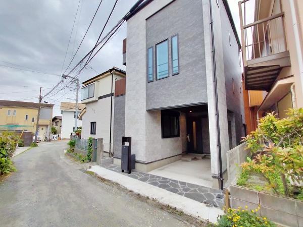 【1号棟】鎌倉市新築戸建ビルトイン車庫LDK18帖