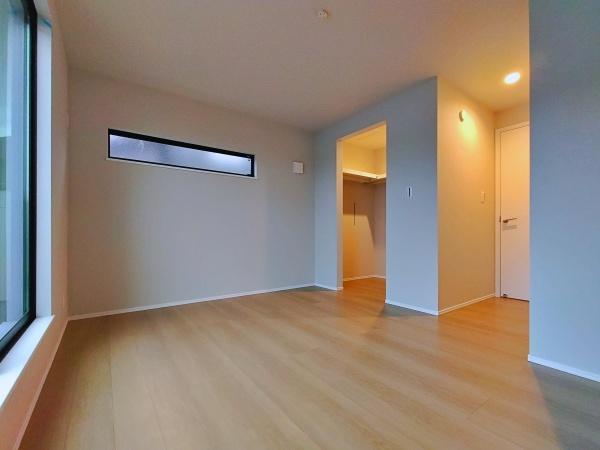 【1号棟】戸塚区新築戸建南面バルコニーWIC