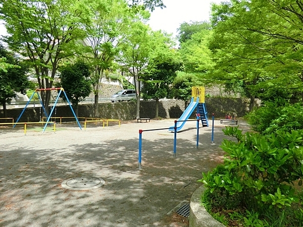 【1号棟】磯子区新築戸建2台駐車可WIC畳吹抜け(富岡第三公園)