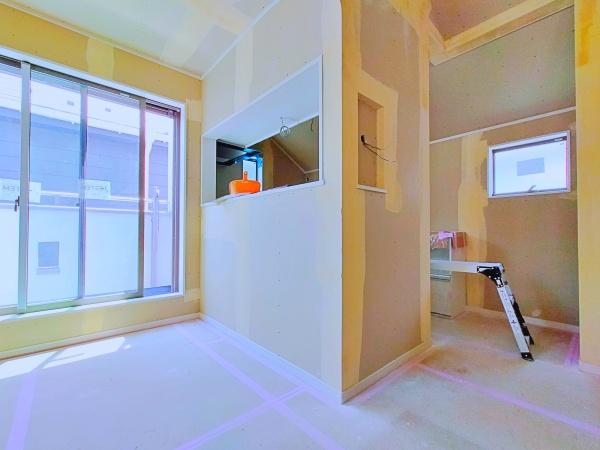 南区新築戸建坂無しビルトイン車庫カップボード