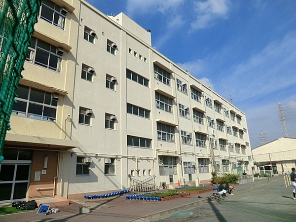 【1号棟】戸塚区新築戸建 LDK18帖 リビング階段(横浜市立矢部小学校)