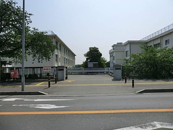 座間市緑ケ丘2丁目の中古一戸建て(座間市立座間中学校)