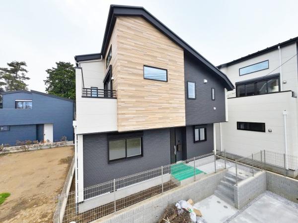 【4号棟】藤沢市新築戸建　2台駐車可　床暖房　ロフト