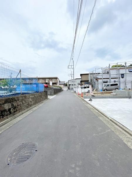 【4号棟】藤沢市新築戸建　2台駐車可　床暖房　ロフト