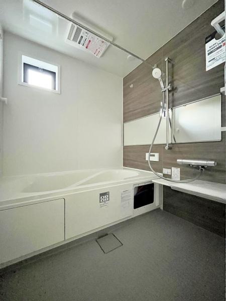 【1号棟】新築本鵠沼２階駅６分車庫２台
