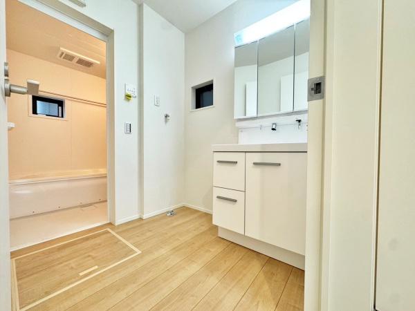 【3号棟】藤沢市新築戸建床暖房WIC納戸