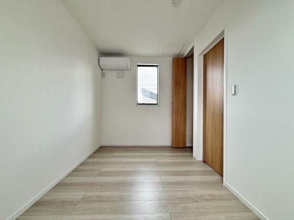 【3号棟】大和市新築戸建　LDK18帖　パントリー