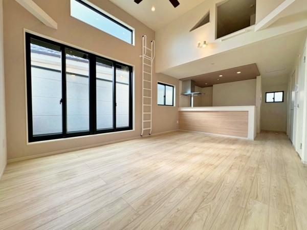 【1号棟】泉区新築戸建床暖ロフト2台駐車可