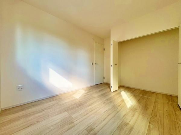 【1号棟】泉区新築戸建床暖ロフト2台駐車可