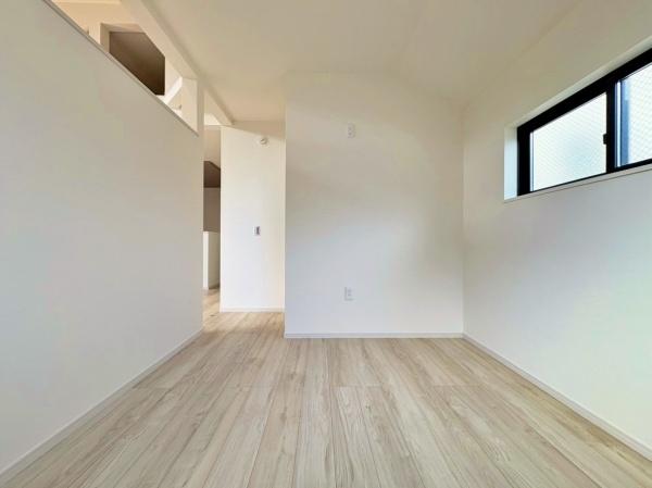 【1号棟】泉区新築戸建床暖ロフト2台駐車可