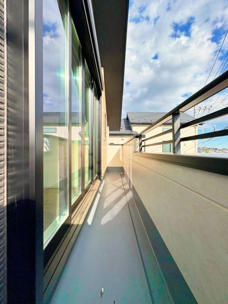 【2号棟】泉区新築戸建床暖ロフト2台駐車可(バルコニー)