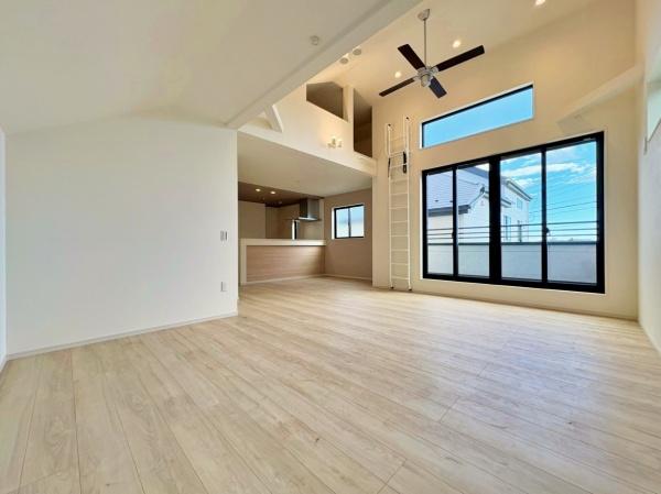 【3号棟】泉区新築戸建床暖ロフト2台駐車可