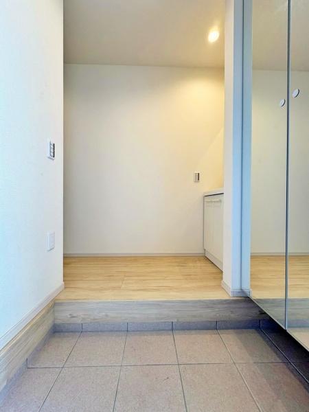 【3号棟】泉区新築戸建床暖ロフト2台駐車可