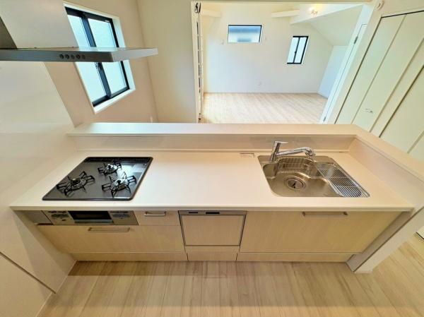 【3号棟】泉区新築戸建床暖ロフト2台駐車可