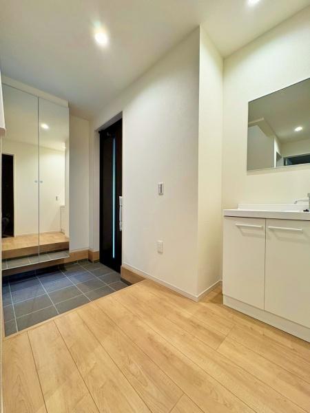 【4号棟】泉区新築戸建床暖ロフトWIC