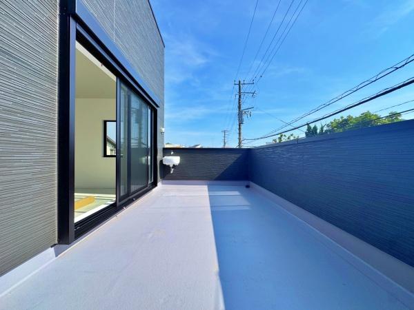 【B号棟】藤沢市新築戸建セカンドリビングバルコニー