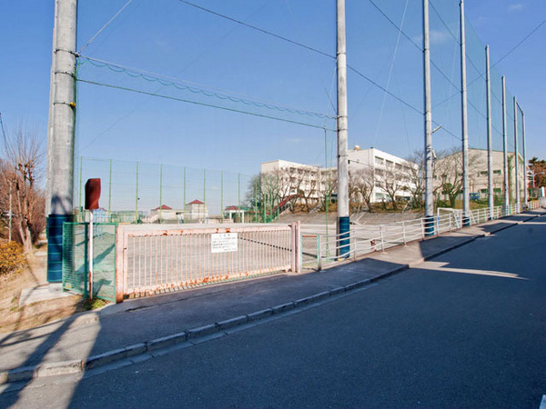 サングレイス小机(横浜市立城郷中学校)