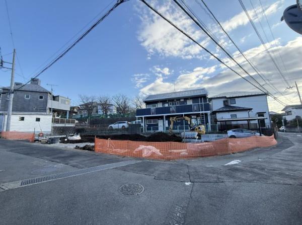【2号棟】大和市新築戸建2台駐車可和室吹抜け