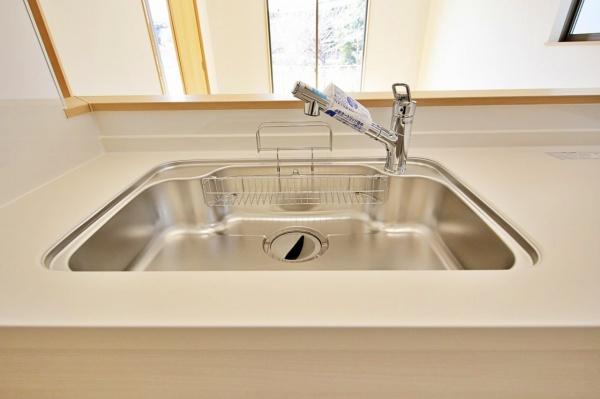 【2号棟】大和市新築戸建2台駐車可対面キッチン