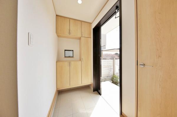 【2号棟】大和市新築戸建2台駐車可対面キッチン