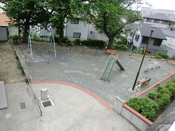 横浜市金沢区西柴2丁目の新築一戸建(西柴第二公園)