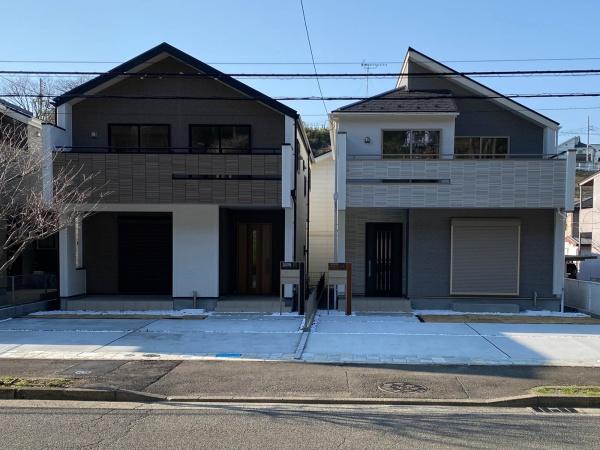 【1号棟】藤沢市新築戸建南道路カースペ2台吹抜