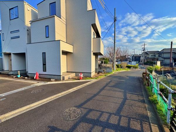 【2号棟】大和市新築戸建駅徒5分LDK18帖