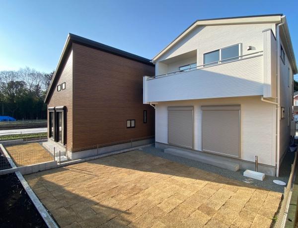 【2号棟】藤沢市新築戸建カースペ2台LDK20帖WIC