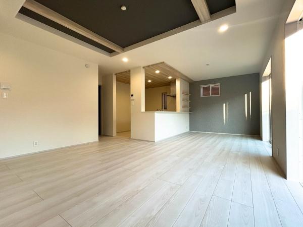 【1号棟】金沢区新築戸建タタミカースペ3台床暖房