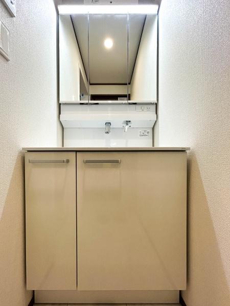 【1号棟】大田区新築戸建ビルトイン車庫納戸