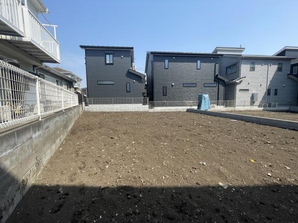 座間市ひばりが丘５丁目の土地